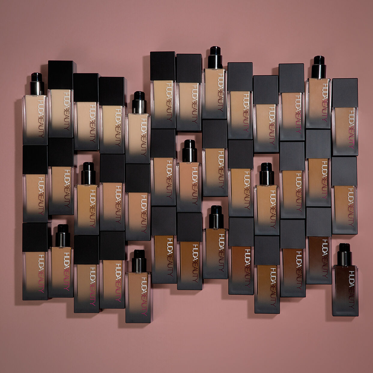 Huda Beauty FauxFilter Luminous Matte Full Coverage Liquid Foundation (CHAI-210B) – 35ml